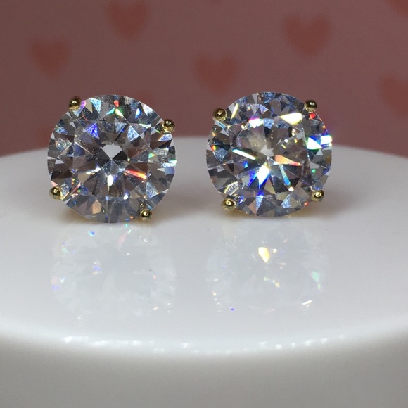 14k yellow gold 8 CT diamond stud earrings - Picture 12 of 13